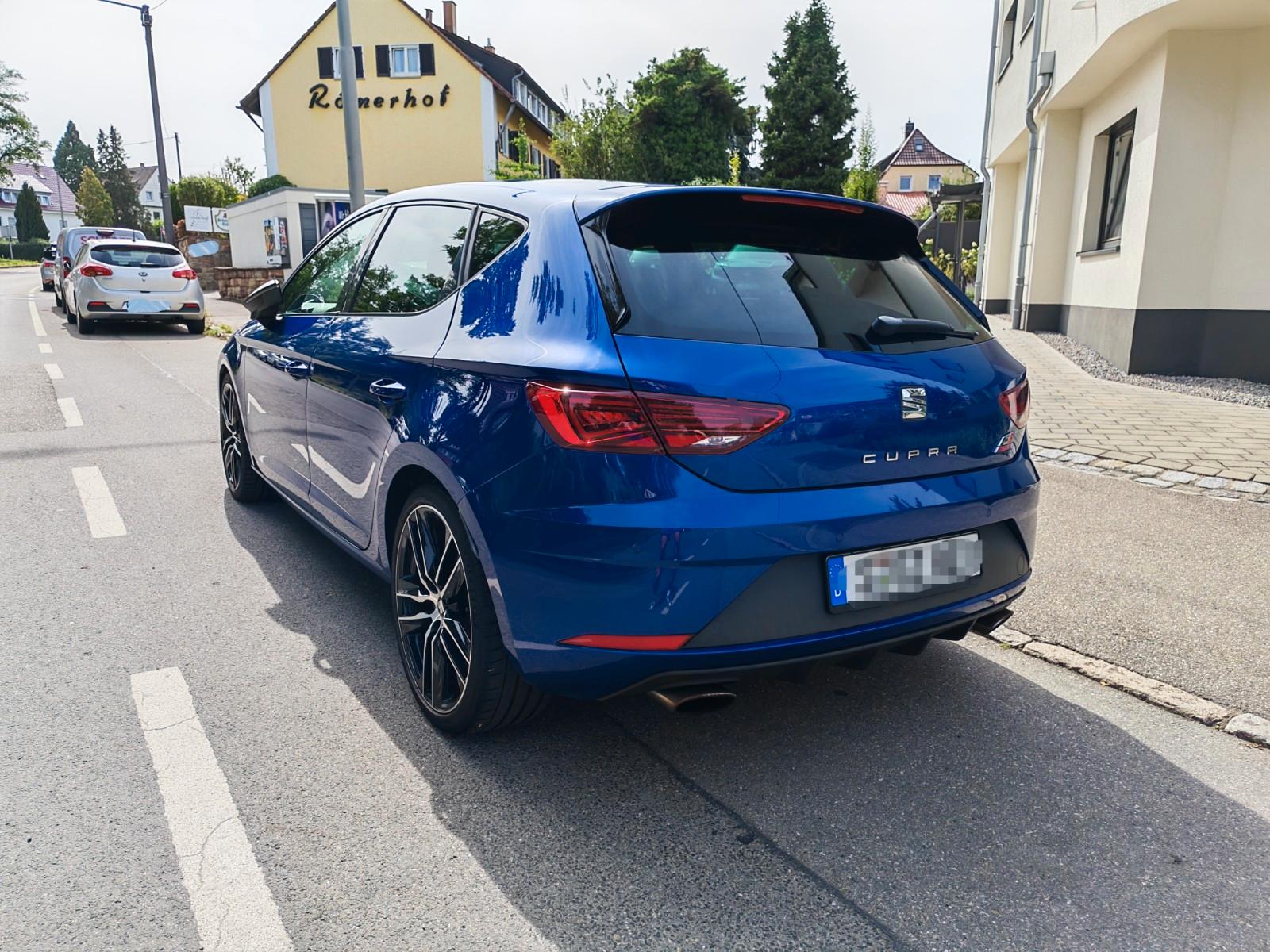 Seat Cupra 300 | Handschalter | Panorama | ACC | HU