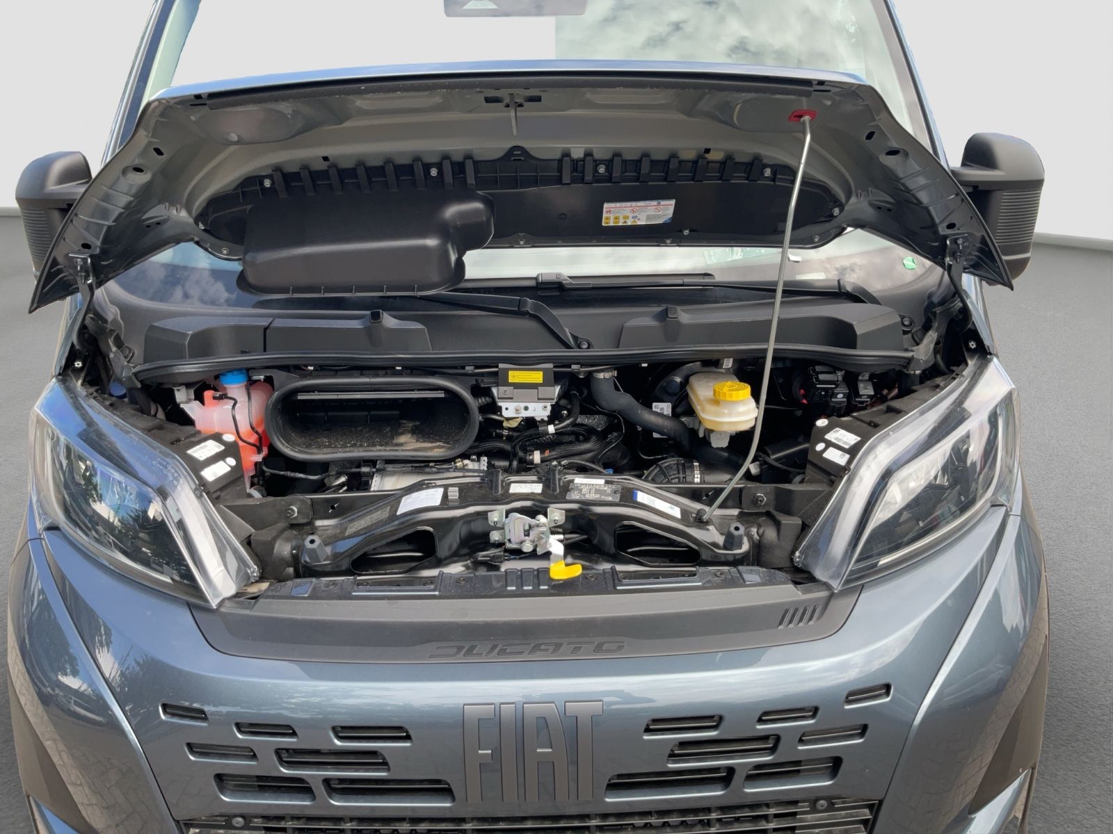 Fahrzeugabbildung Fiat Ducato L3H2 180 Automatik 2x SCHIEBETÜR VERGLAST
