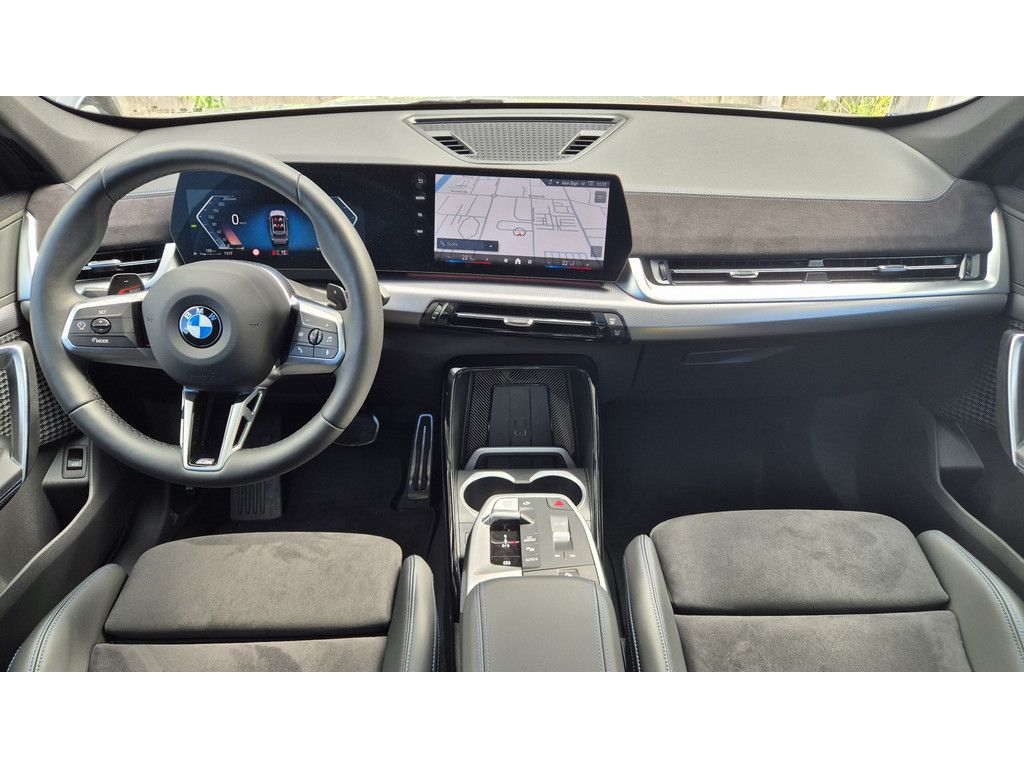BMW X1 sDrive 18i M-Sport AHK PANO KAM LED NAVI SHZG foto 7