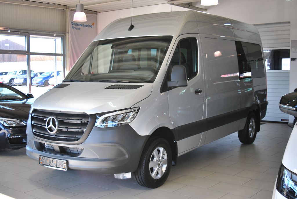 Mercedes-Benz Sprinter III Kasten 319 CDI Autom Verglast Navi