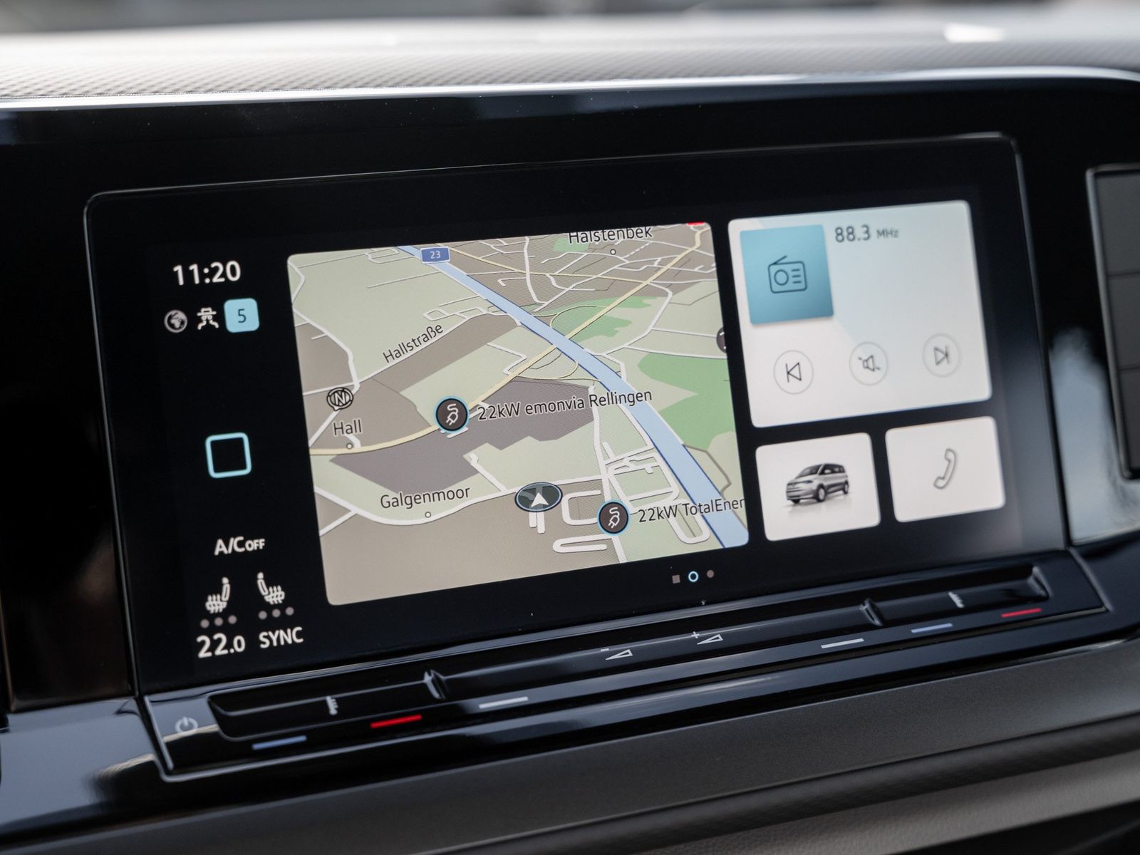 Volkswagen T7 Multivan KÜ 2.0TDI NAVI AHK PLA SHZ 6-SITZE foto 14
