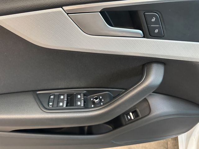 Audi A4 Avant sport *VIRTUALCOCKPIT*BI-XENON*NAVI*