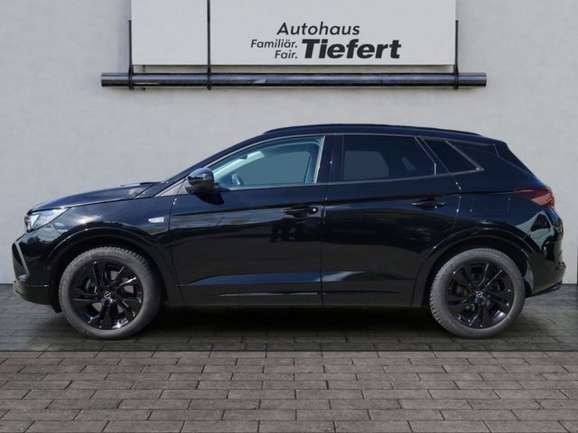 Grandland Plug-in-Hybrid 1.6 DI Automatik