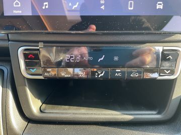Carado CV 600 PRO+ Automatik  KLIMAAUTOMATIK NAVI ALU