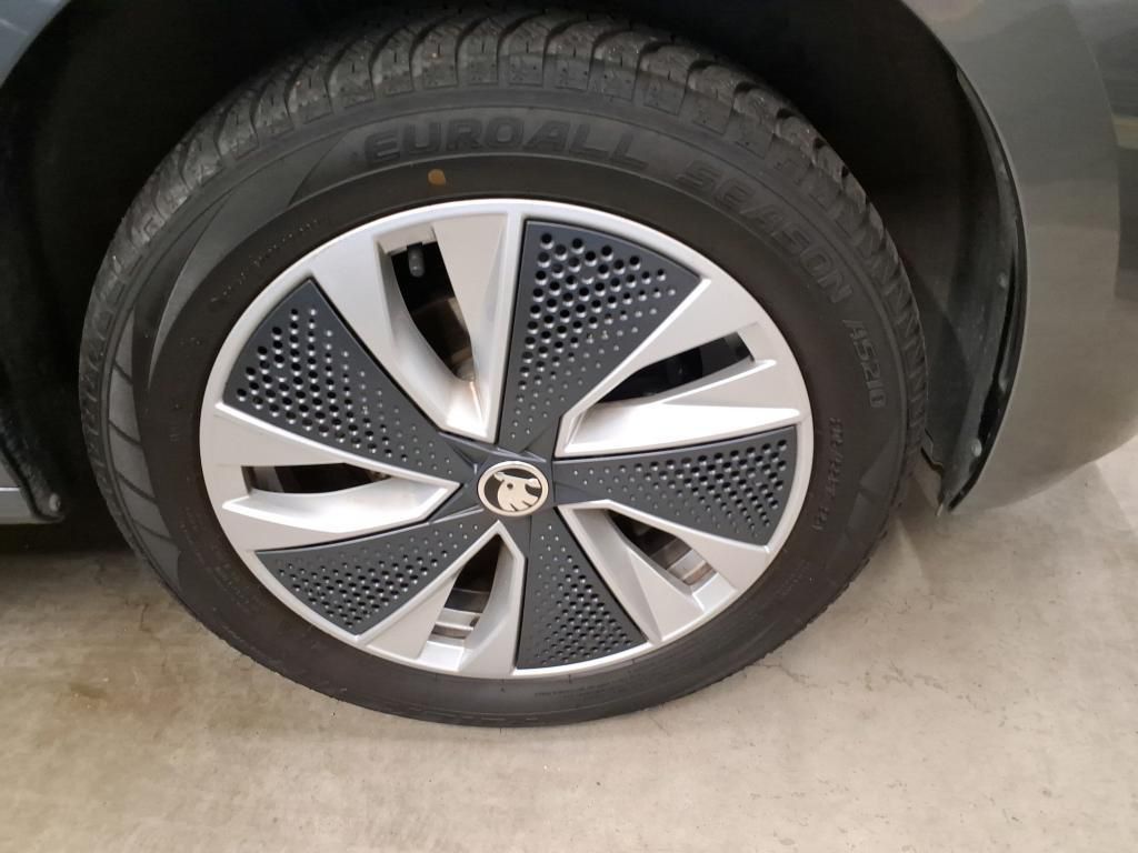 Skoda Kamiq Selection 1.0 TSI Klima*PDC*RFK*SH