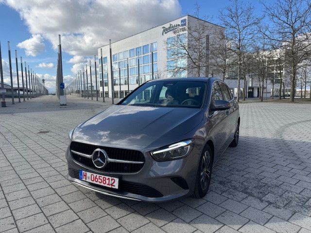 Mercedes-Benz B 180 d Advanced Automatik Navi MBUX