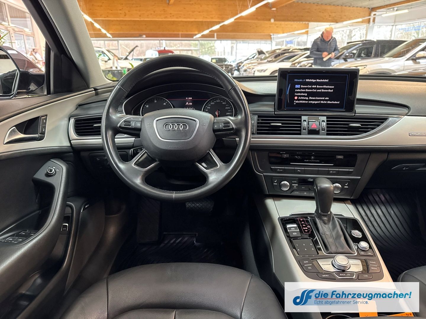 Fahrzeugabbildung Audi A6 Avant 2.0 TDI quattro AHK-klappbar Navi Leder