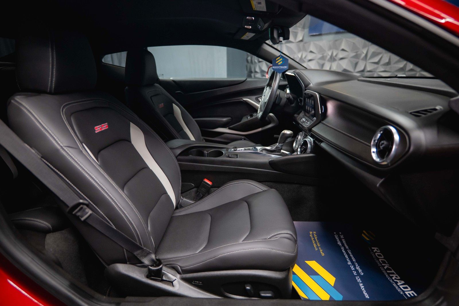 Fahrzeugabbildung Chevrolet Camaro 6.2 SS Coupe RS LT1 Performance *CarPlay*