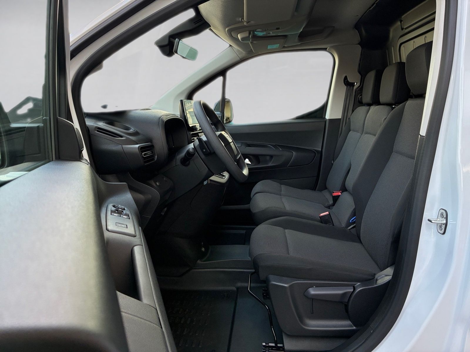 Fahrzeugabbildung Opel Combo E Cargo 1.5 D Basis erhöhte Nutzlast XL