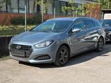 Hyundai i40 cw blue Trend - blaue Hyundai i40