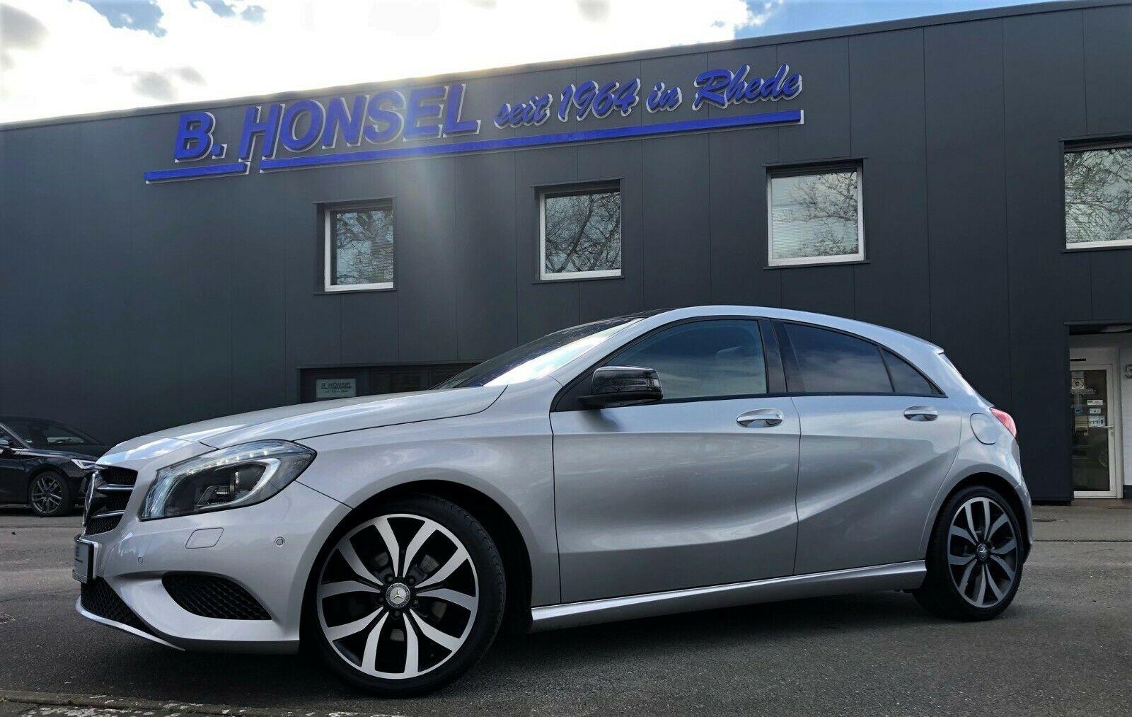 Mercedes-Benz A200 URBAN, Kamera, Panorama, COMAND, Xenon