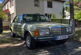 Mercedes-Benz W123 230 E - Mercedes-Benz 230 Gebrauchtwagen in Berlin