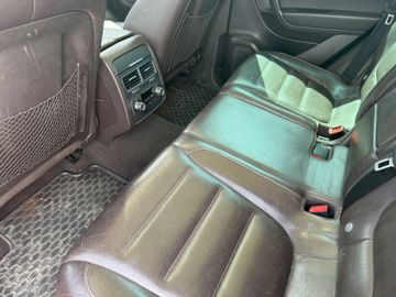 Volkswagen Touareg - 7