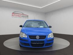 VW Polo 1.2 GA Klima teilb.Rücksb CD met. eFH Radio VW Polo 1.2 GA Klima teilb.Rücksb CD met. eFH Radio