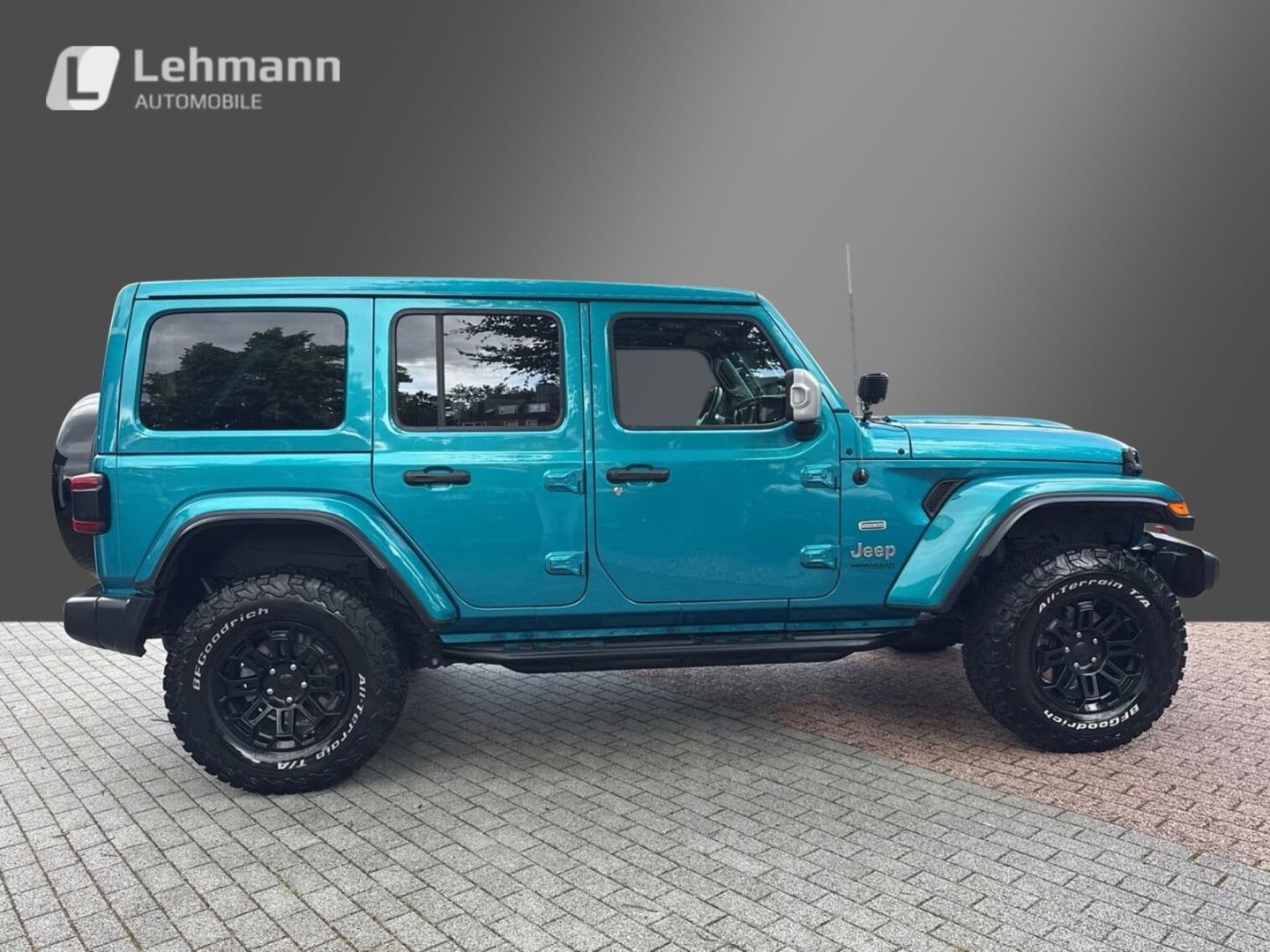 Fahrzeugabbildung Jeep Wrangler Sahara 2.2 CRDi - Umbau - Sky-One-Touch