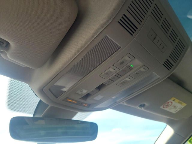 Touareg 3.0TDI V6 AHK DynAudio Kamera Pano