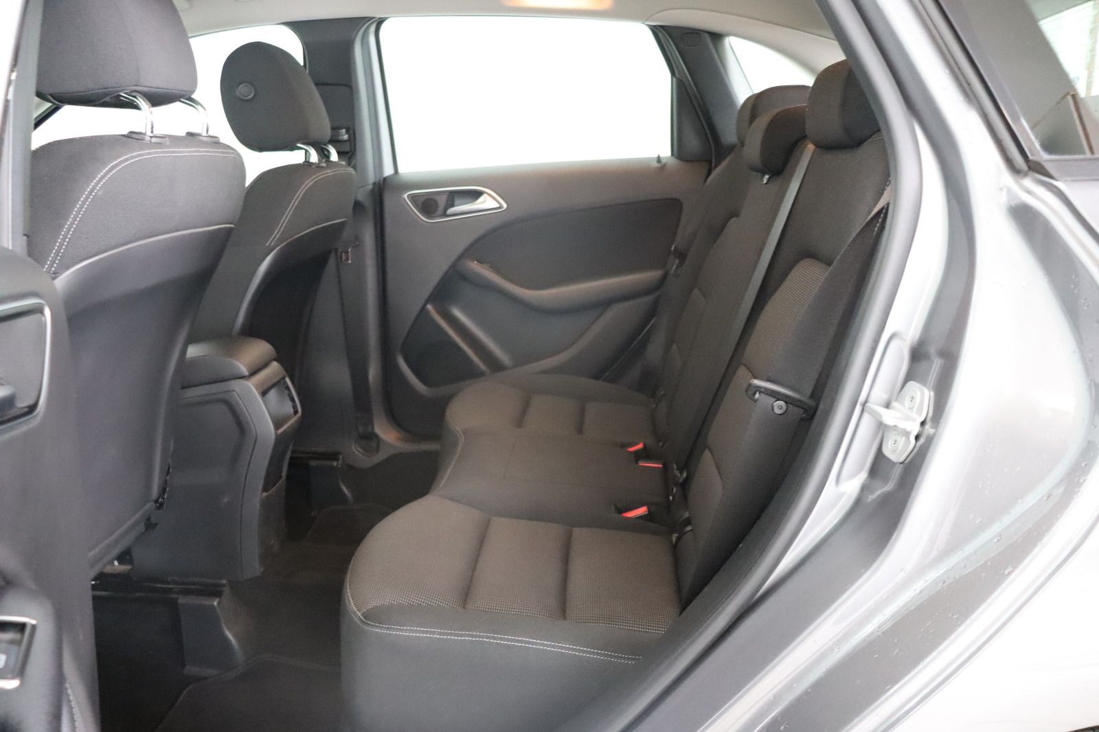 Fahrzeugabbildung Mercedes-Benz B 200 BlueEFFICIENCY * Bi-Xenon * Sitzhzg. * PDC