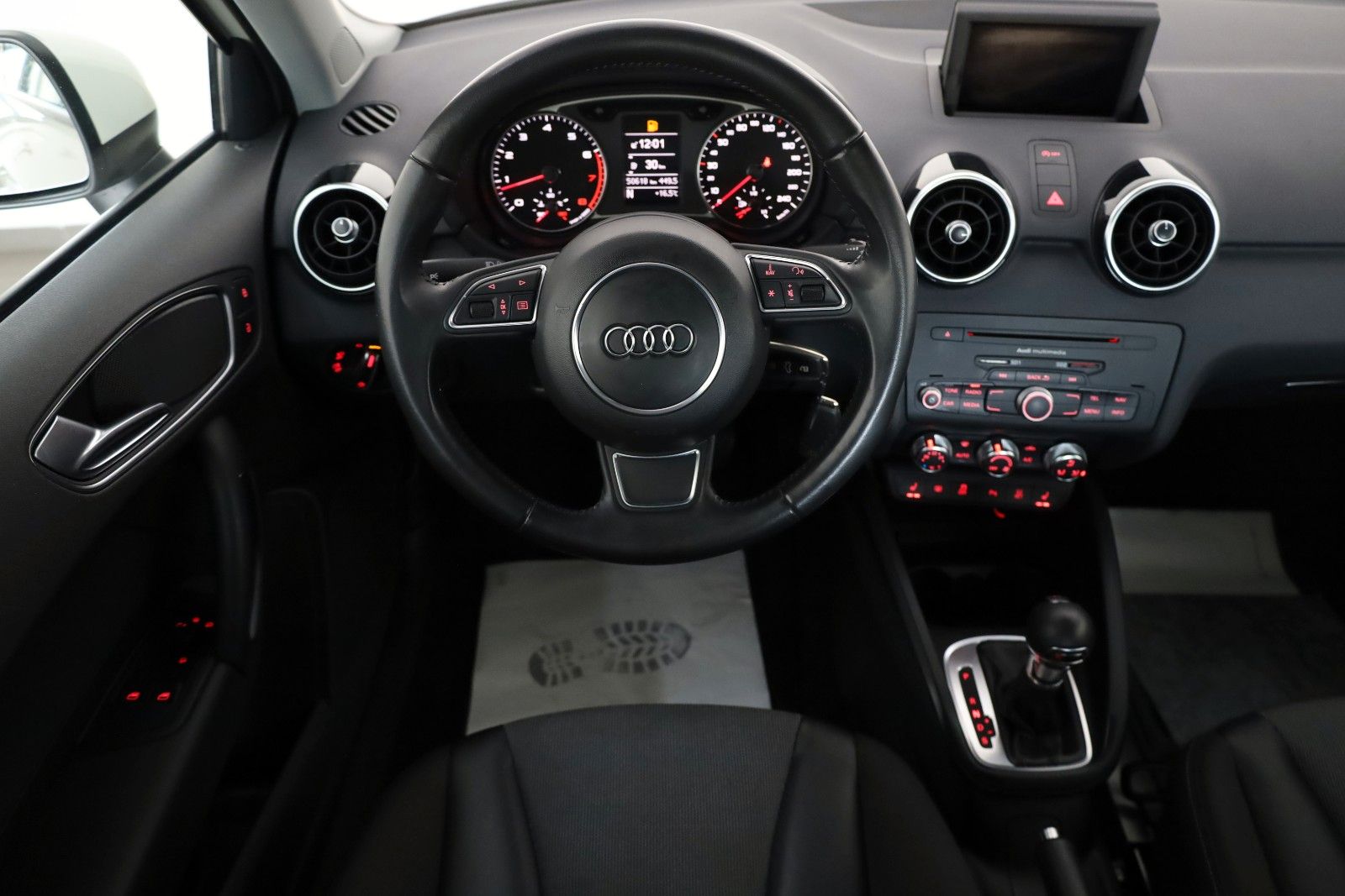 Fahrzeugabbildung Audi A1 Ambition,S-Tronic, T.Leder, Navi, Xenon, +WR