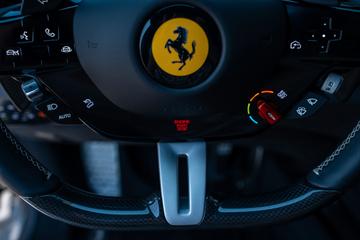 صورة مصغرة 34 لـ 2023 Ferrari PUROSANGUE