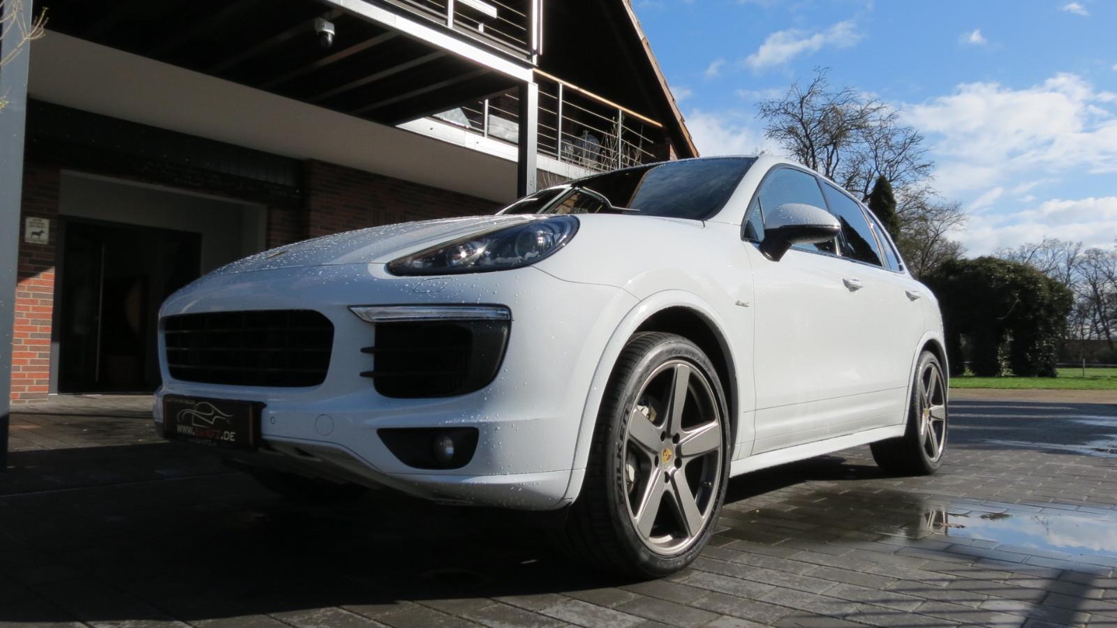 Porsche Cayenne S Diesel 4,2V8/GTS/DESIGNPAKET/Luft/Pano