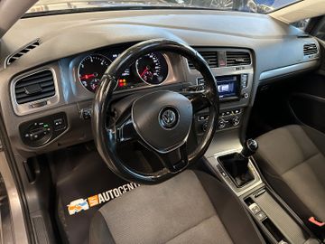 Volkswagen Golf VII Lim. Sound Start-Stopp *Navi*Kamera*