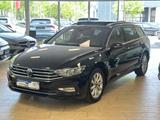 Volkswagen Passat Cockpit Pano AHK Keyless-Go LED ACC R.Cam - Volkswagen Passat: Key