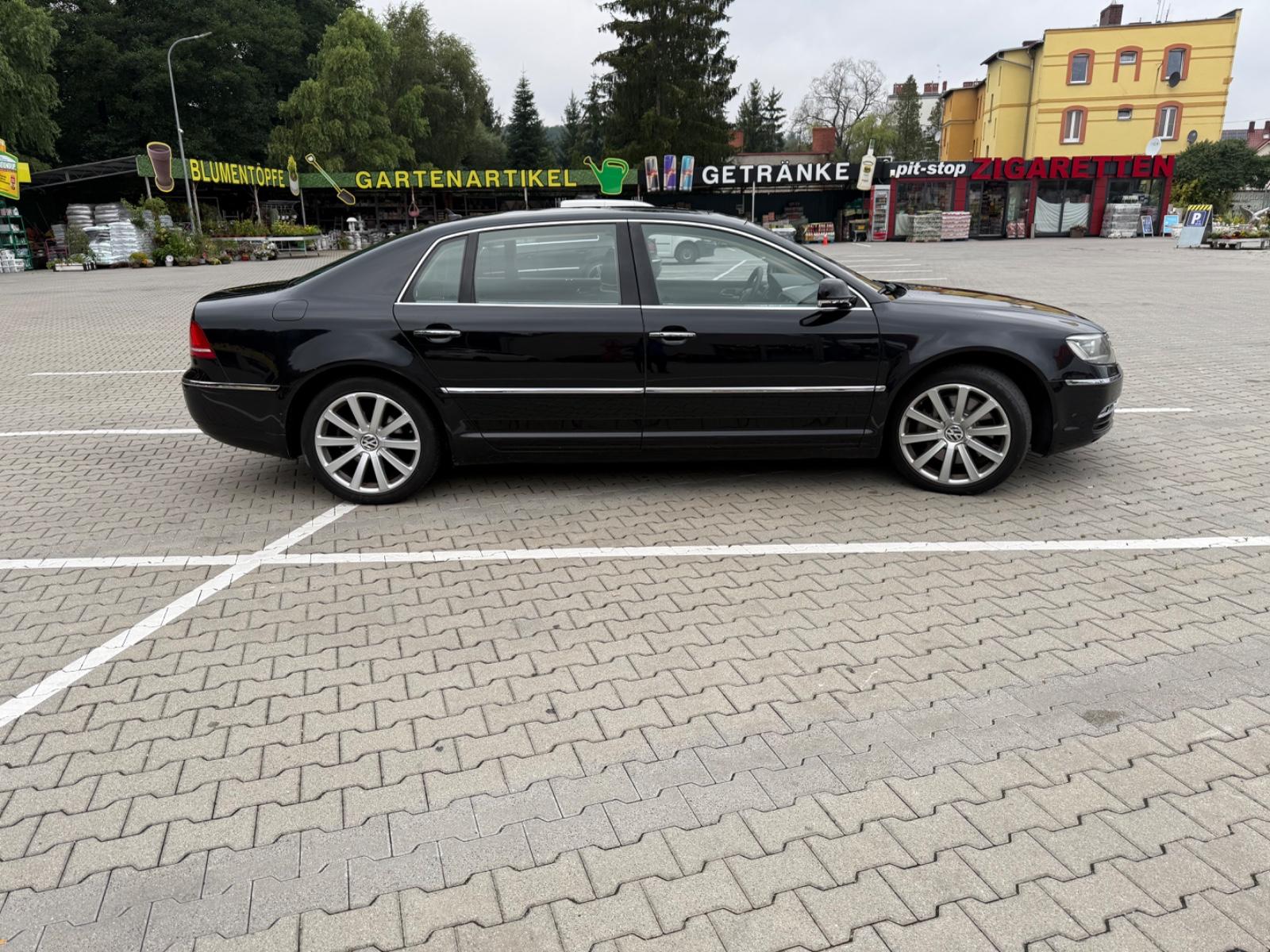 Volkswagen Phaeton 4.2 V8 lang 4MOTION Tiptronic 4-Sitzer -