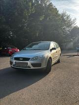 Ford Focus Turnier 1.6 Benzin | nur 88tkm ... - Ford Focus aus 2006: 6.1