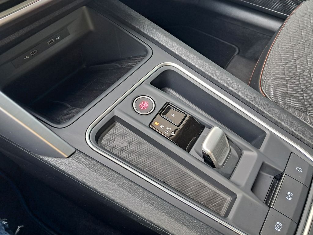 SEAT Leon SP Kombi FR 1.5 eTSI Kamera Navi LED - Bild 20