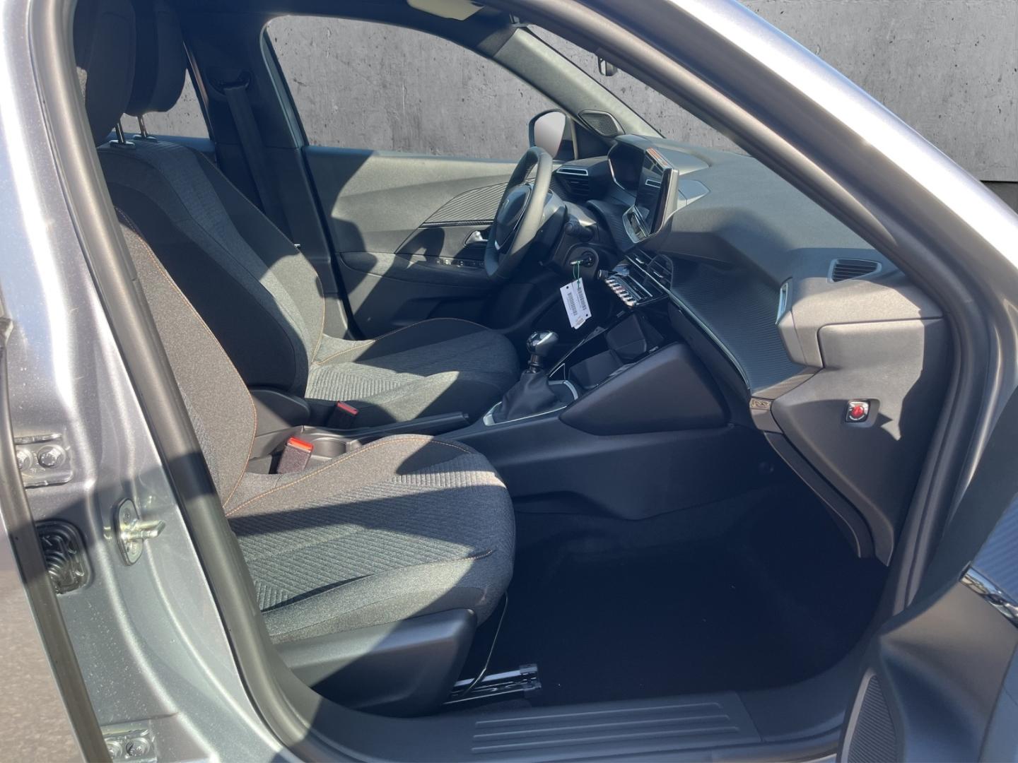 Peugeot 2008 Style Navi LED SHZ DAB Apple CarPlay Androi