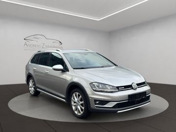 Volkswagen Golf - 2