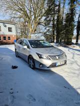 Toyota Avensis Combi 2,2-l-D-4D Edition 2014 Editio... - gebrauchte Toyota Avensis aus dem Jahr 2014