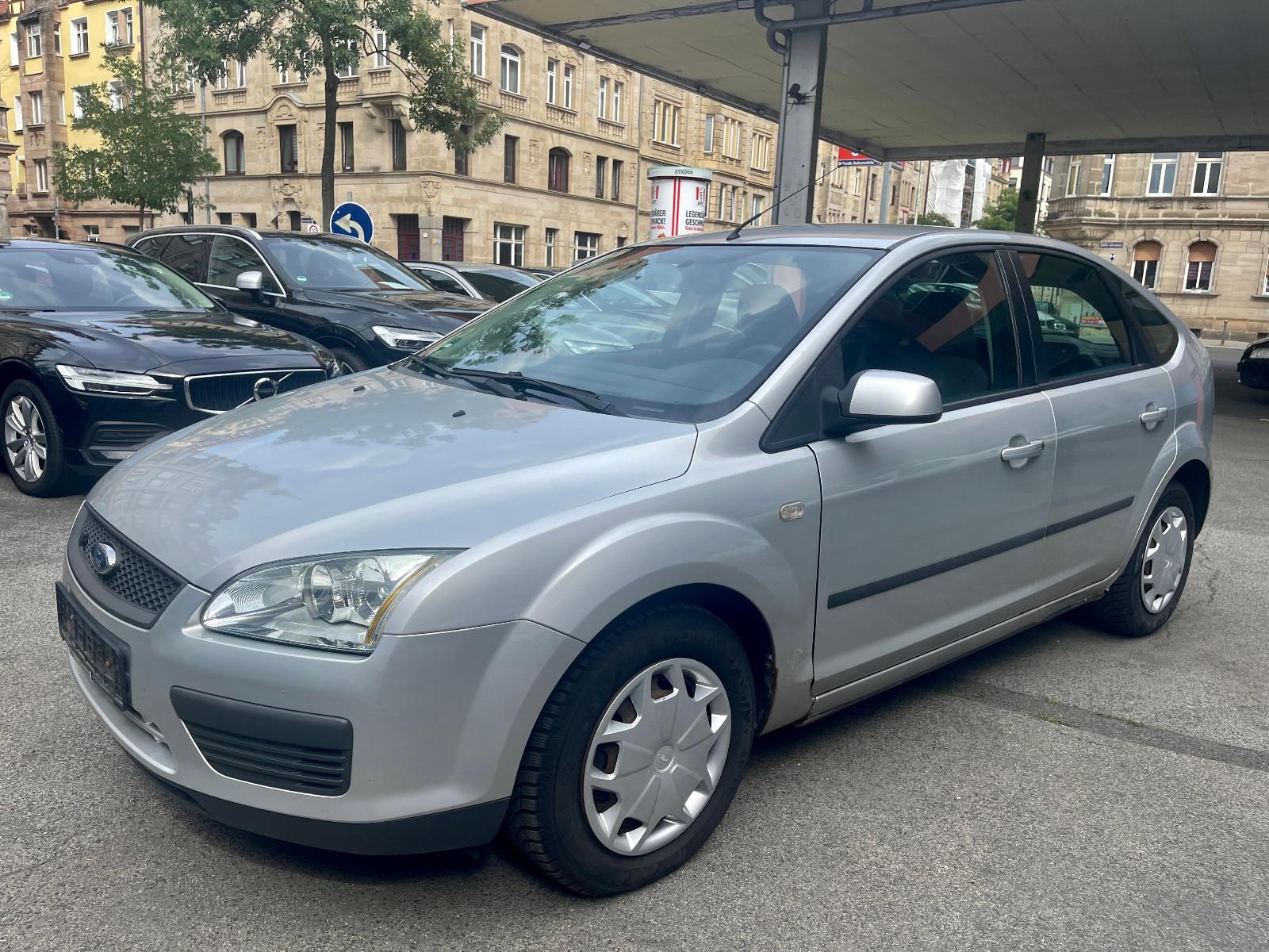 Ford Focus 1.8 Fun CLIMATRONIC SHZ