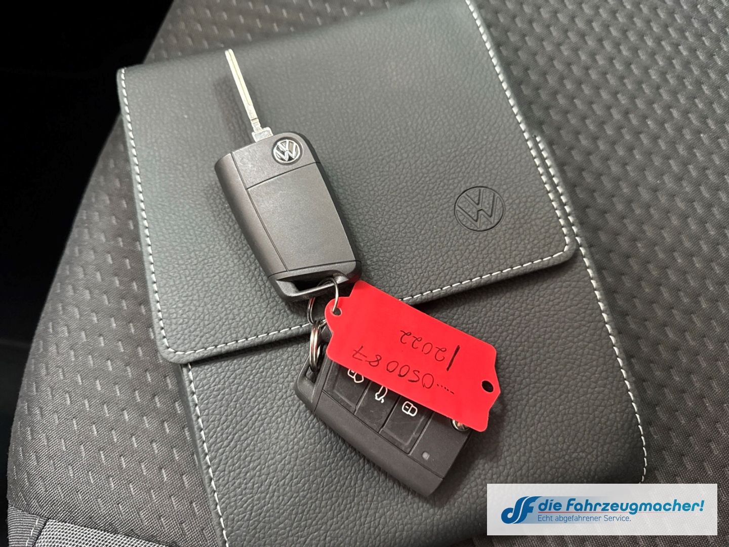 Fahrzeugabbildung Volkswagen Polo VI Life 1.0 TSI EU6d Navi Digitales Cockpit