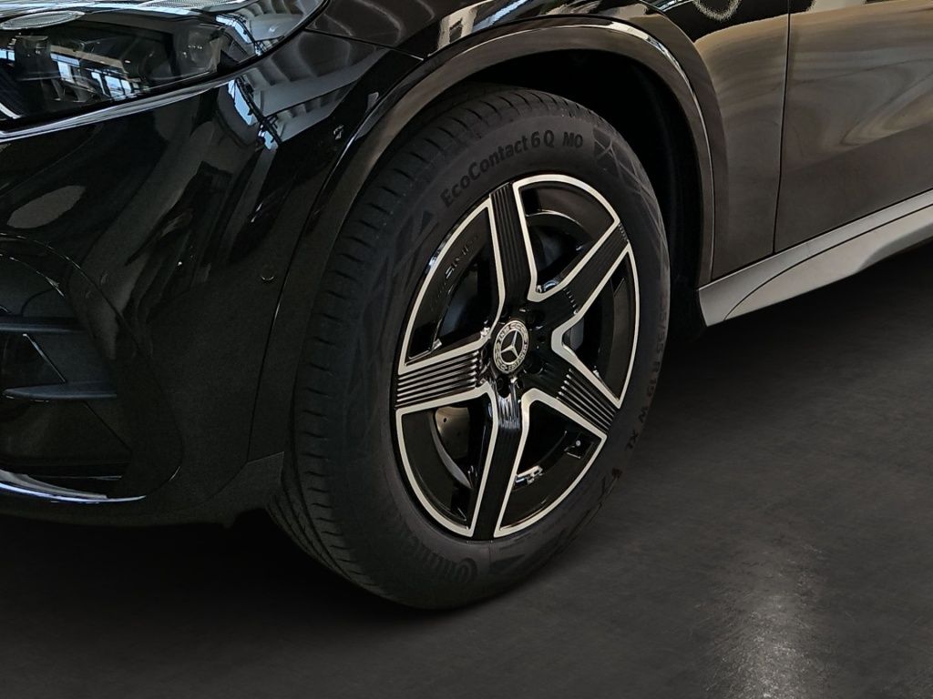 Fahrzeugabbildung Mercedes-Benz GLC 200 4M +AMG+NIGHT+MULTI+SITZKLIMA+HEAD-UP+