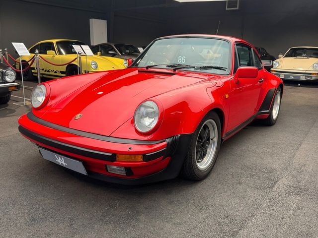 Porsche 911 TURBO (930) TOP/PERFEKTE TECHNIK/SCHIEBEDACH