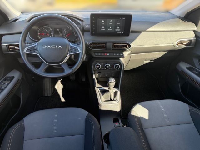 Fahrzeugabbildung Dacia Sandero III Stepway Extreme+ 1.0 TCe 110 +NAVI+K