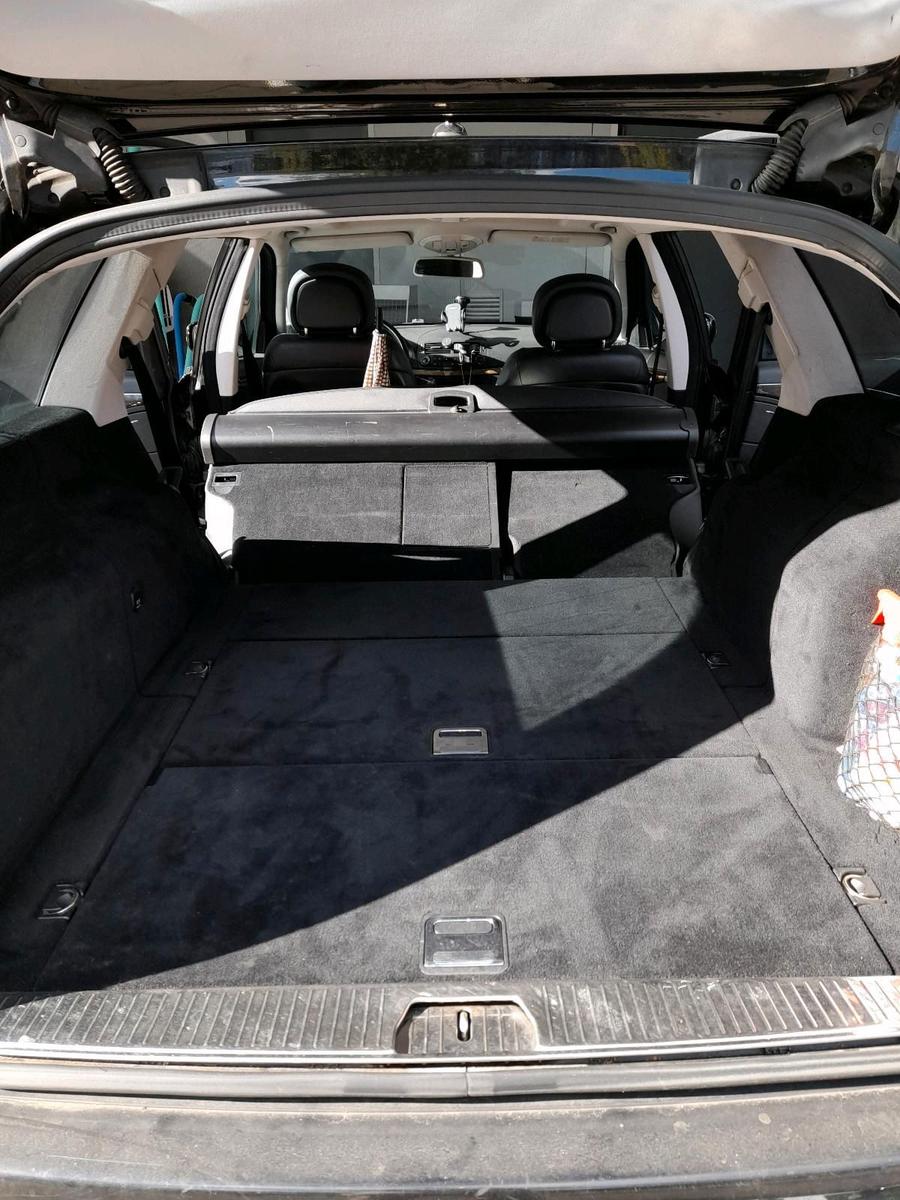Mercedes-Benz E220 2008 — photo 12