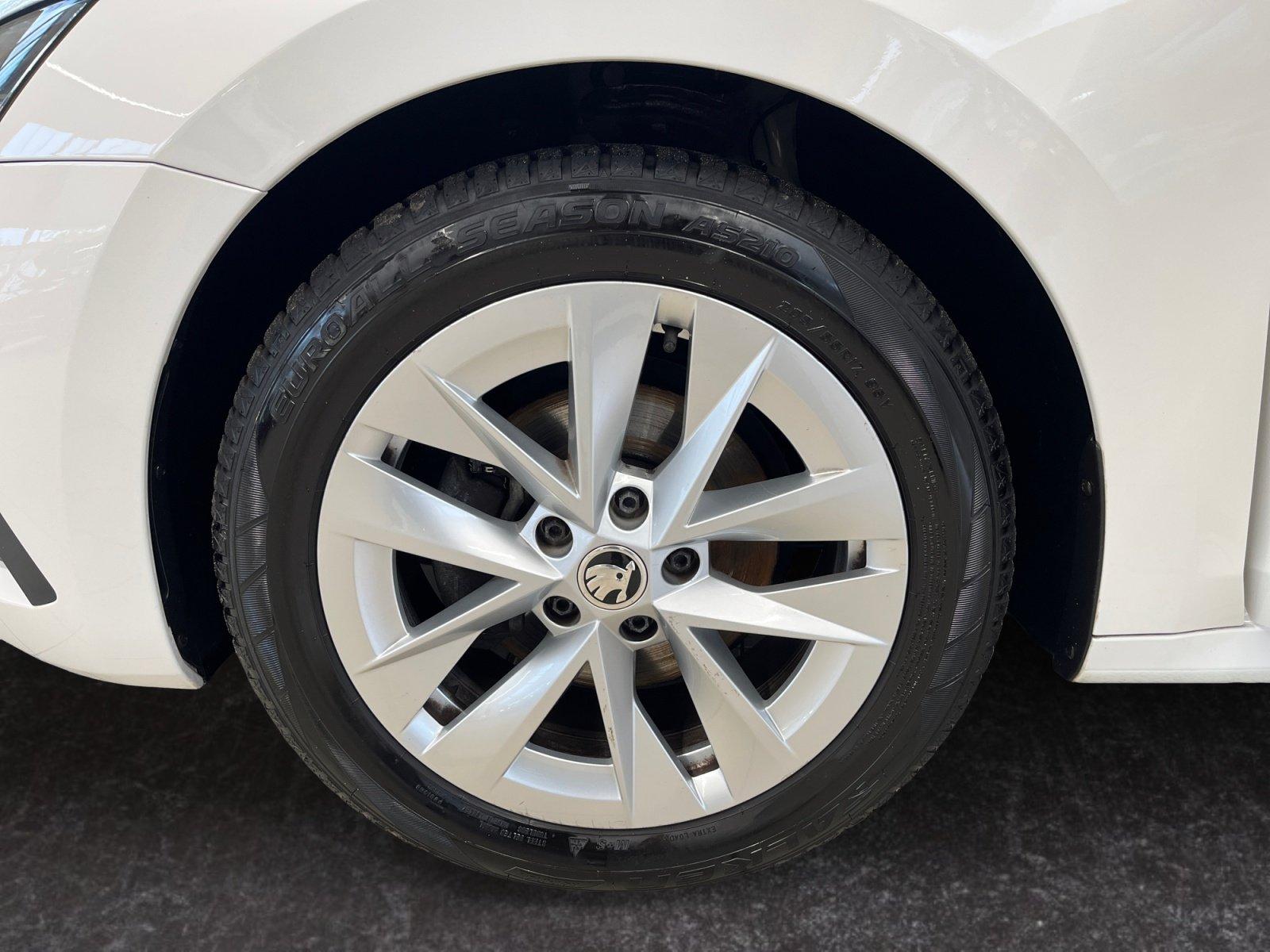 Skoda Octavia Combi First Edition 2.0TDI ACC Navigatio, миниатюра 15