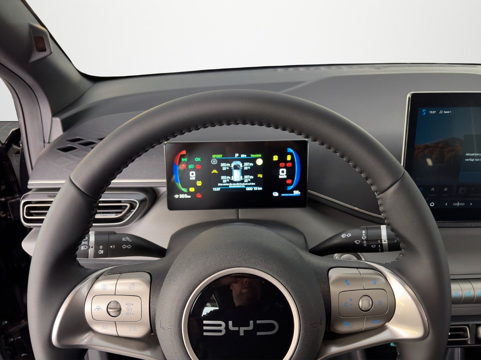 BYD DOLPHIN SURF