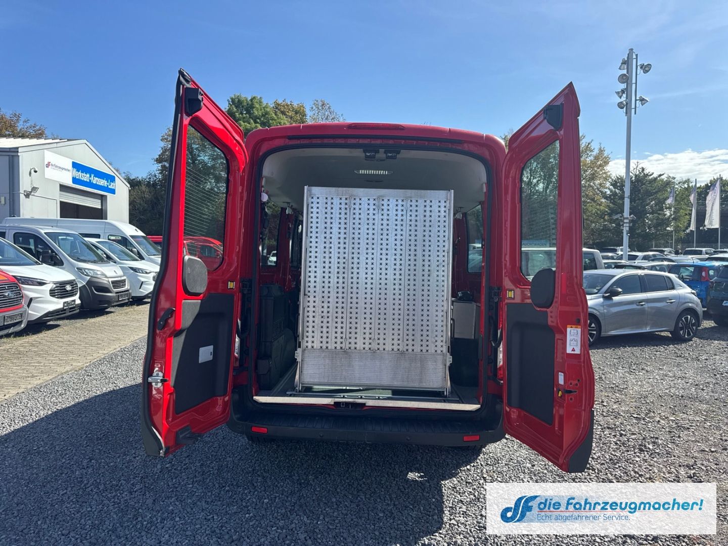 Fahrzeugabbildung Ford Transit Kombi 350 L3 Trend Temp Klima *2076