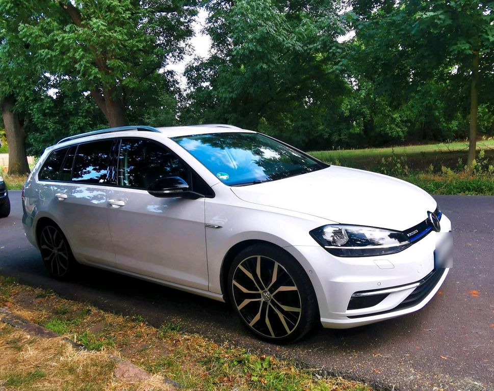 Image of Volkswagen Golf