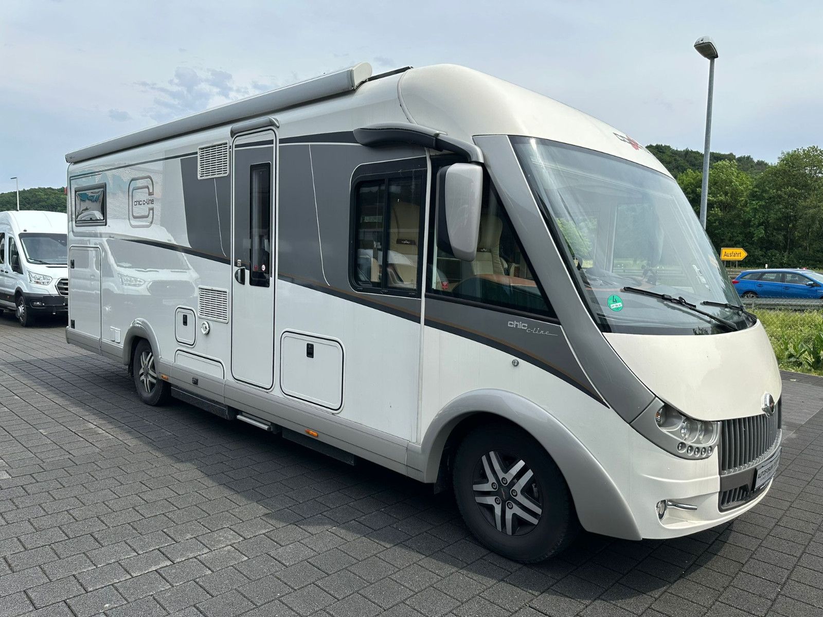 Fahrzeugabbildung Carthago Chic C-Line 4.9 LE L  sehr viele Extras