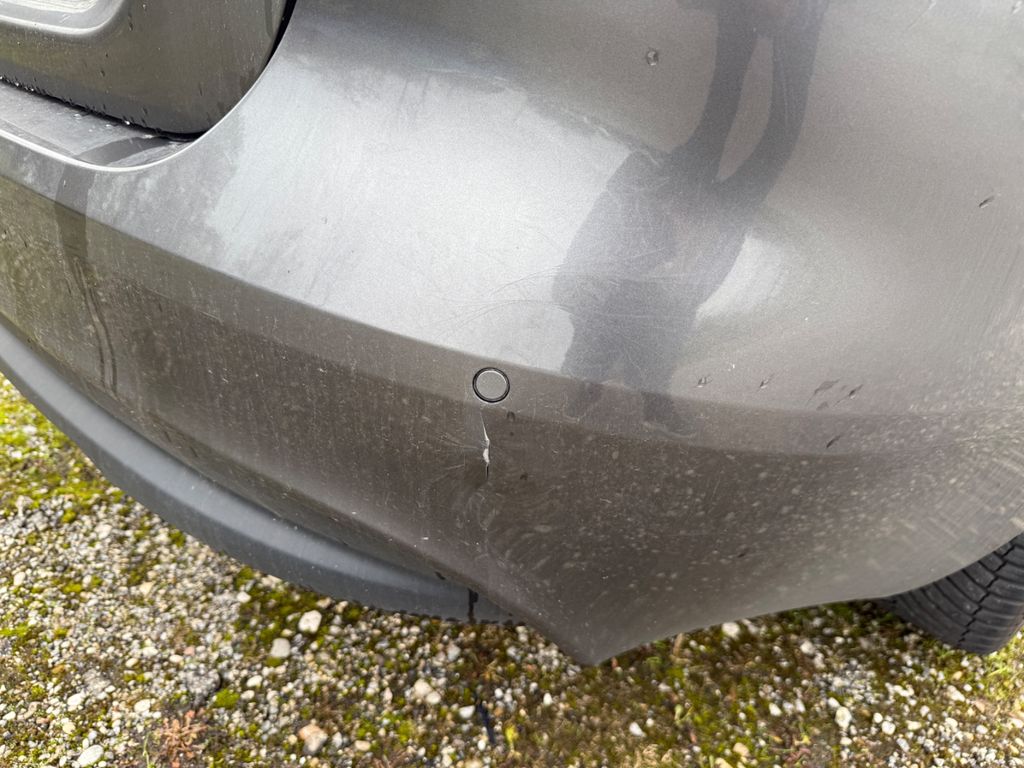 JAGUAR Xe – Bild 12 von 14