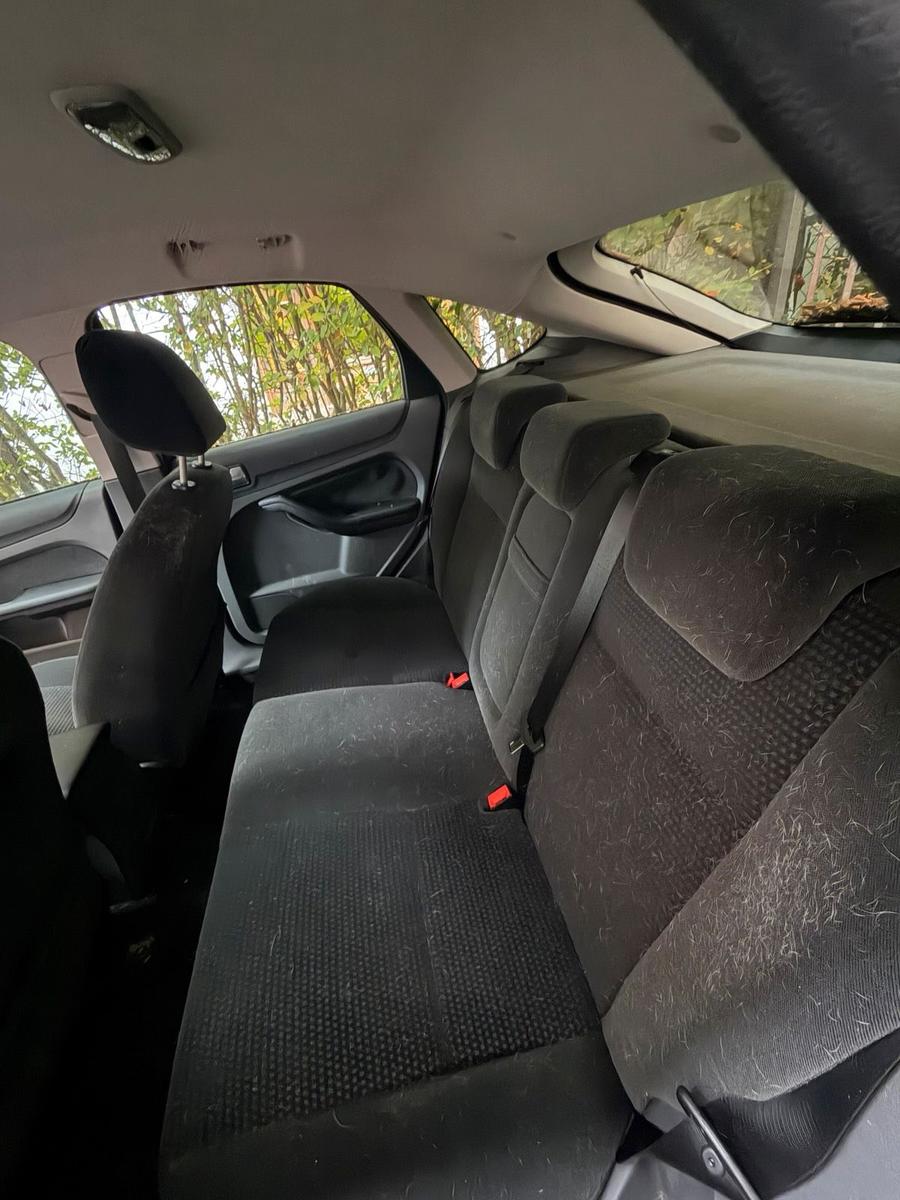 Ford Focus 2005 — photo 6
