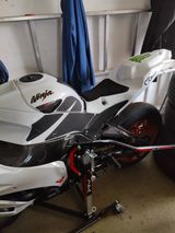 Kawasaki ZX10R - KAWASAKI ZX 10