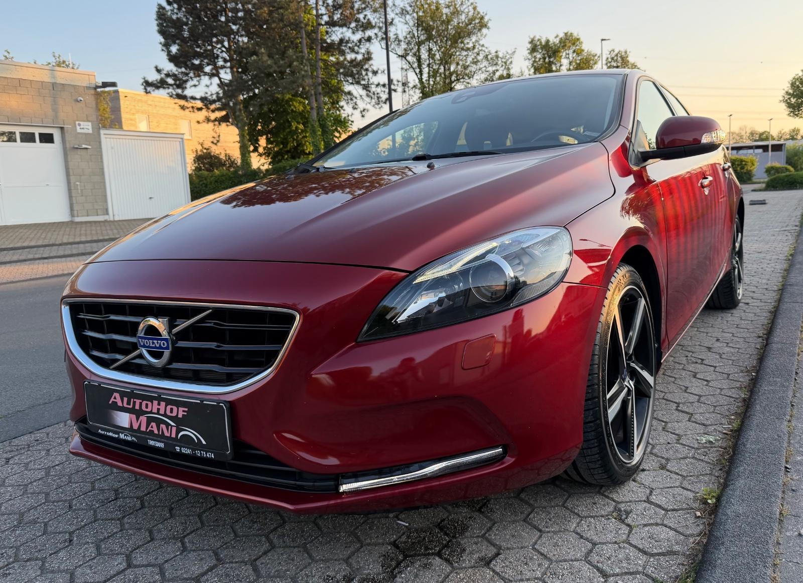 Volvo V40 You!/Automatik/AHK/Navi/Bi-Xenon