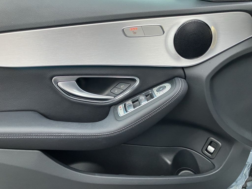 Fahrzeugabbildung Mercedes-Benz C 220 d AVANTGARDE*DISTR*MULTIB*NAV*SITZH*KAMERA