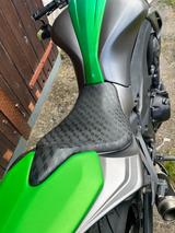 Kawasaki Z1000 - KAWASAKI GRÜN