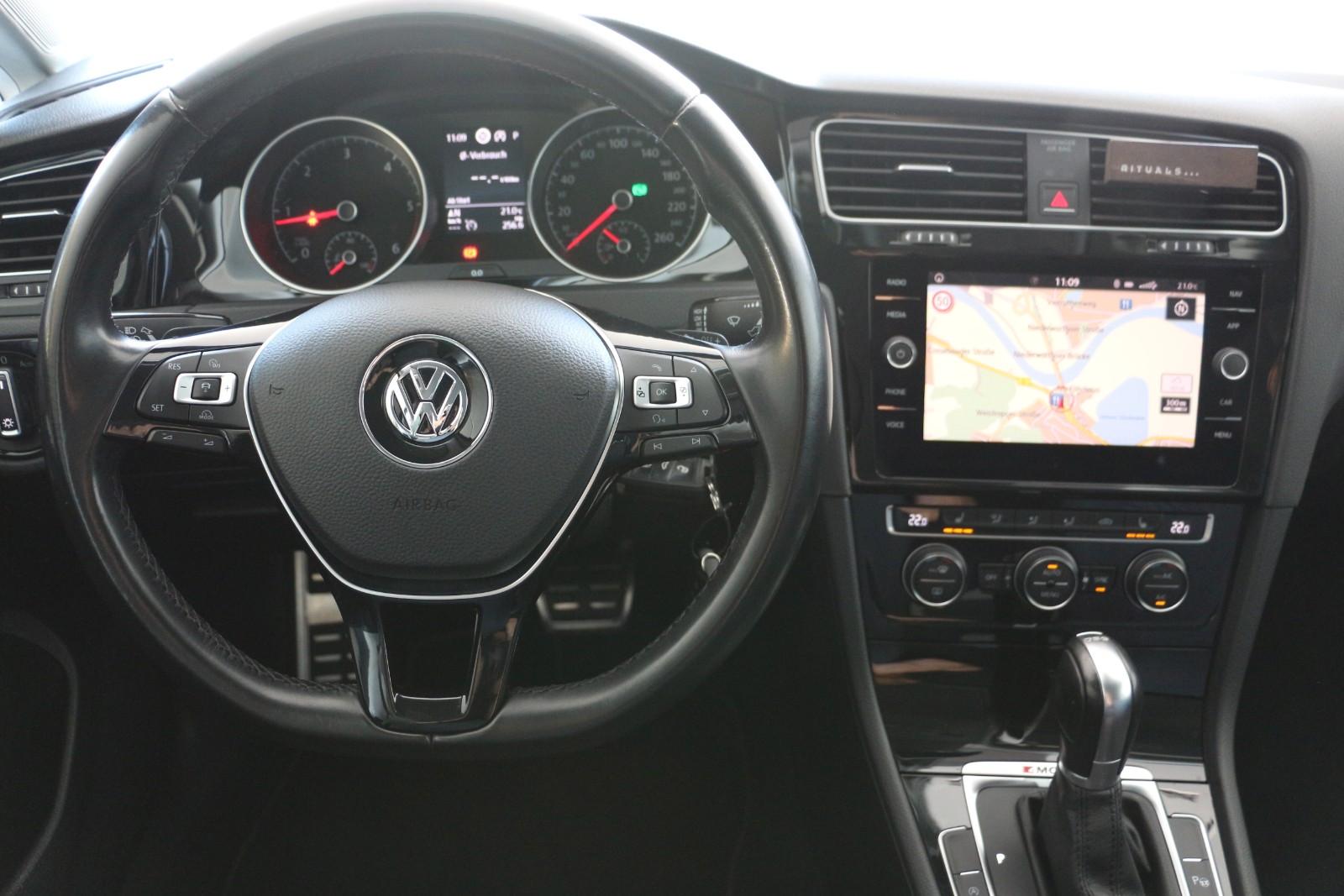 Volkswagen Golf VII Variant Sound 4Motion, Navi, LED, Cam.